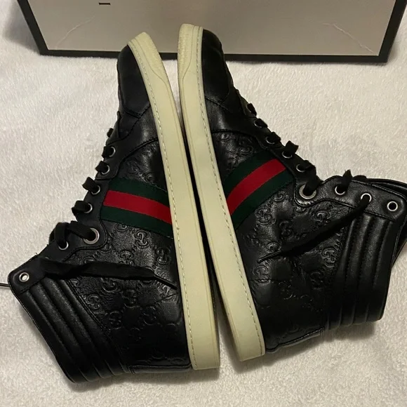 Gucci Black Leather Sneakers with Red and Green Stripe - Picture 4 of 10